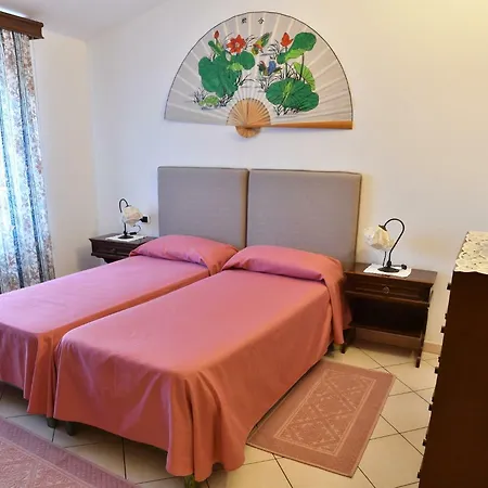 فندق مبيت وإفطار Mitzixeddas